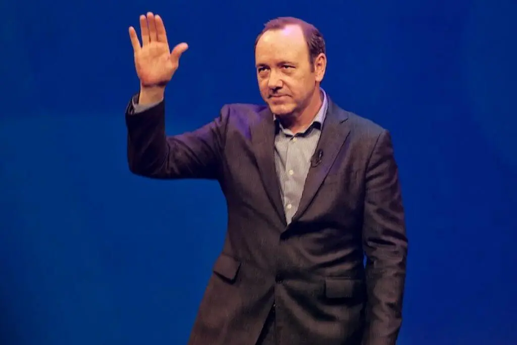 7 celebridades que podem pagar pela sua universidade no exterior