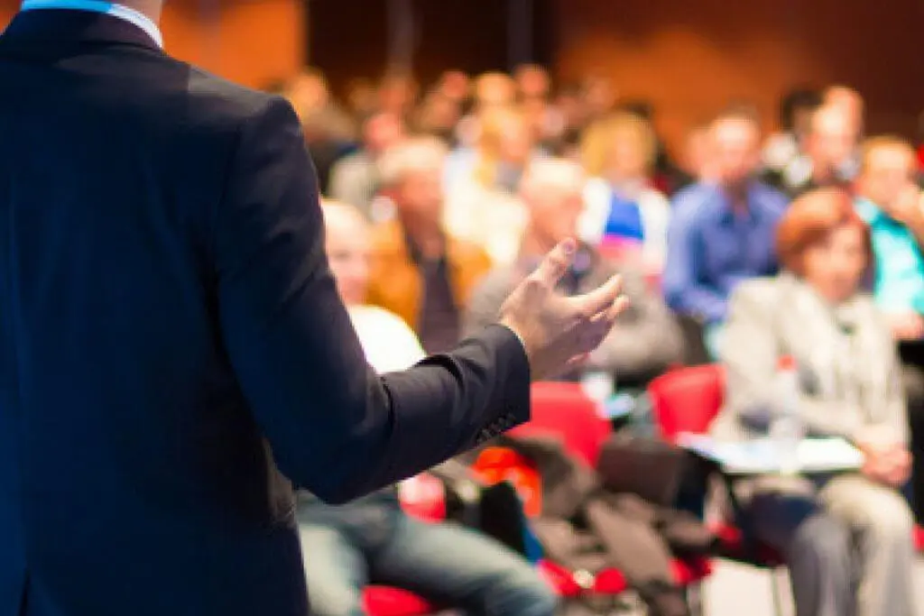 Palestra gratuita em São Paulo sobre MBA no exterior e Empreendedorismo