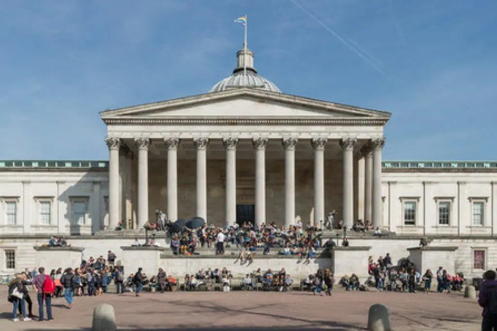 University College London abre inscrições para bolsas de graduação