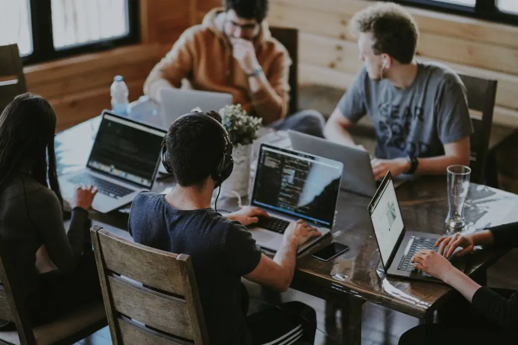 Summer Internship no Brasil: uma boa oportunidade de manter os laços com o país