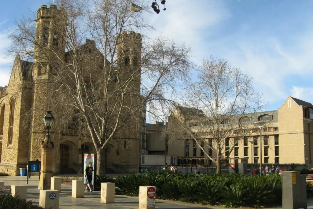 Universidade australiana tem bolsa de mais de R$ 75.000 por ano para pós-graduação