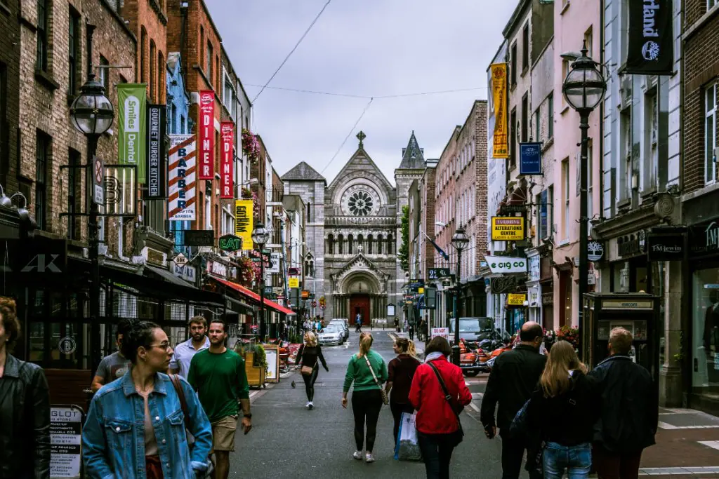 Graduação na Irlanda: como aplicar, onde estudar, como conseguir uma bolsa